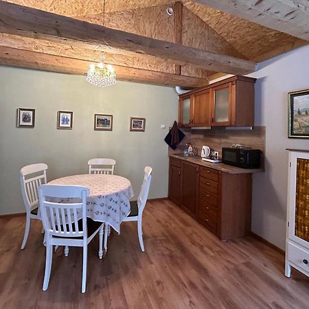 A1 Apartments With Free Parking Riga Ngoại thất bức ảnh